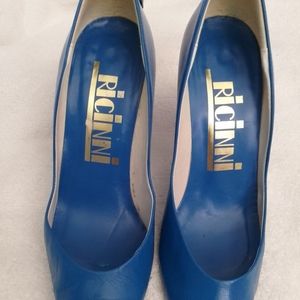 Vintage Ricinni Blue leather shoes.  (Pre-Loved) Sz 6